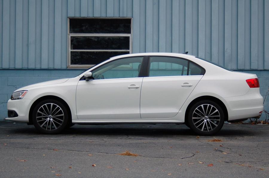  Volkswagen Jetta 2011 года  (фото 29 из 139)